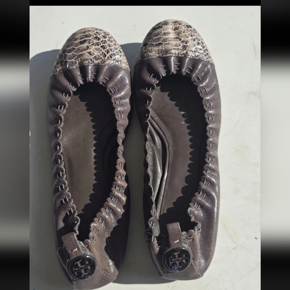 Tory Burch Chelsea Gray Leather Snakeskin Cap-Toe Ballet Flats 7M Women Shoes - Picture 5 of 12